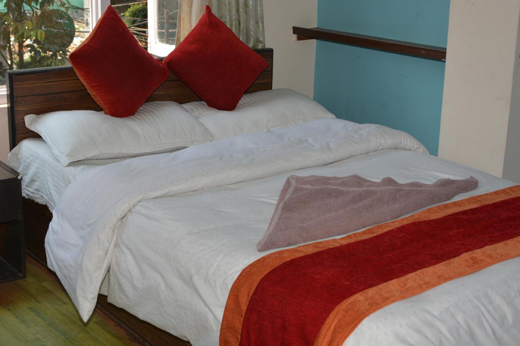 Hotel Discovery Inn Katmandu Eksteriør billede