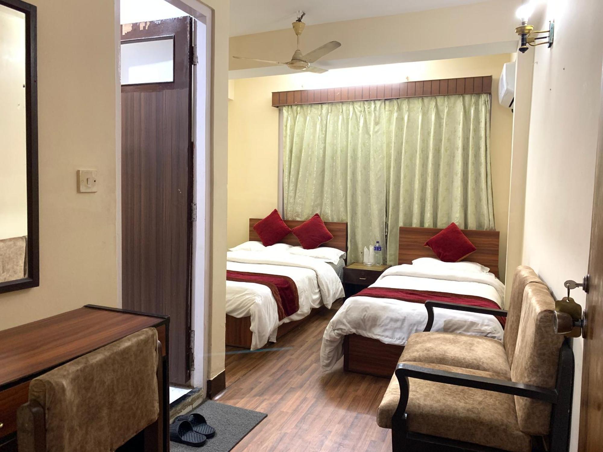 Hotel Discovery Inn Katmandu Eksteriør billede